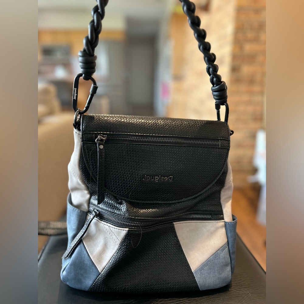 Backpack- Medium Bag Patch - image 3